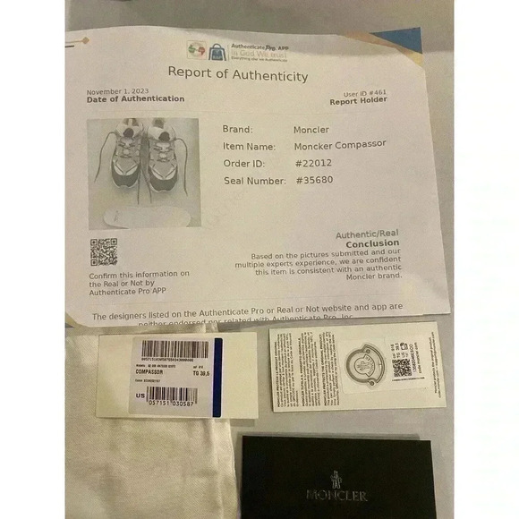 Moncler Compassor Low Top Sneakers White Black Grey Women’s 39.5 9.5 Mens 8 Shoe - Picture 2 of 12